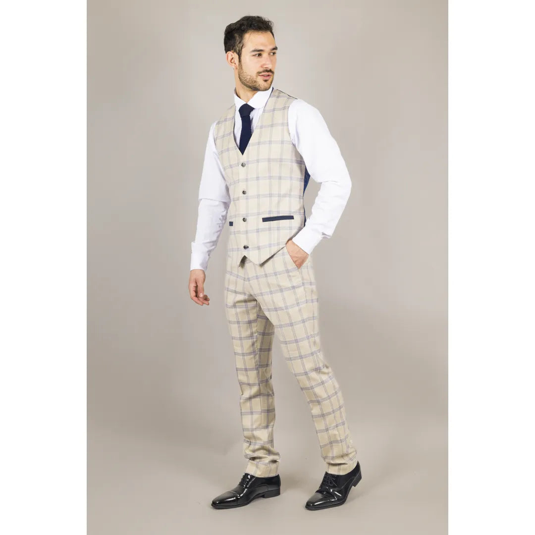 Warwick - Men's Beige Checked Waistcoat