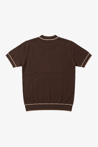 T-shirt da uomo marrone in maglia, vestibilità regolare, girocollo con finiture a contrasto.