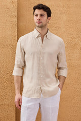 Camicia da uomo beige in puro lino, a maniche lunghe, con bottoni, ideale per l'estate.