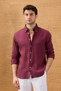 Camicia da uomo bordeaux in puro lino, a maniche lunghe, con bottoni, ideale per l'estate.
