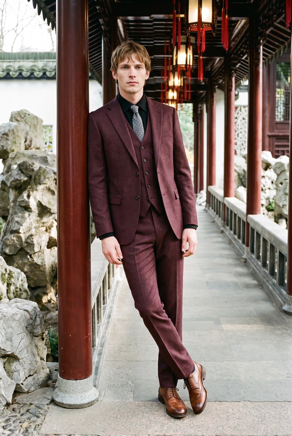 Look #237 styled with Caridi - Abito da uomo a quadri bordeaux 3 pezzi