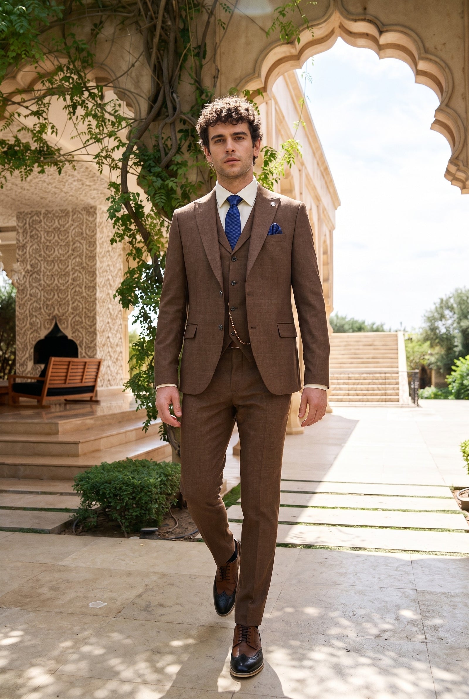 Look #328 styled with Abito da uomo James, 3 pezzi, marrone chiaro, vestibilità classica