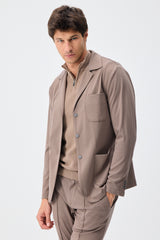 Blazer da uomo in morbido jersey color tortora, giacca elegante e casual.