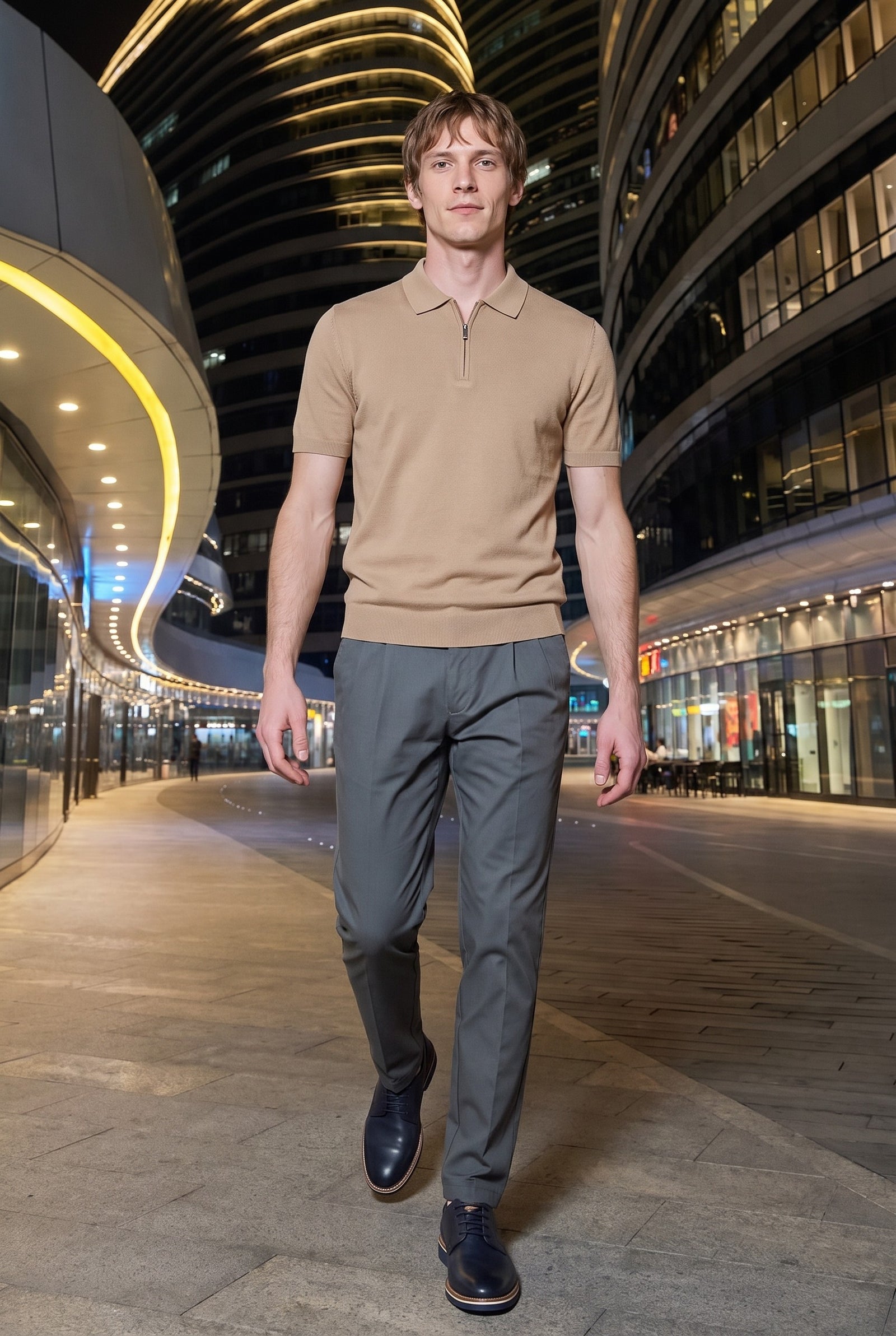 Look #977 styled with Polo da uomo beige con cerniera sul collo, lavorata a maglia