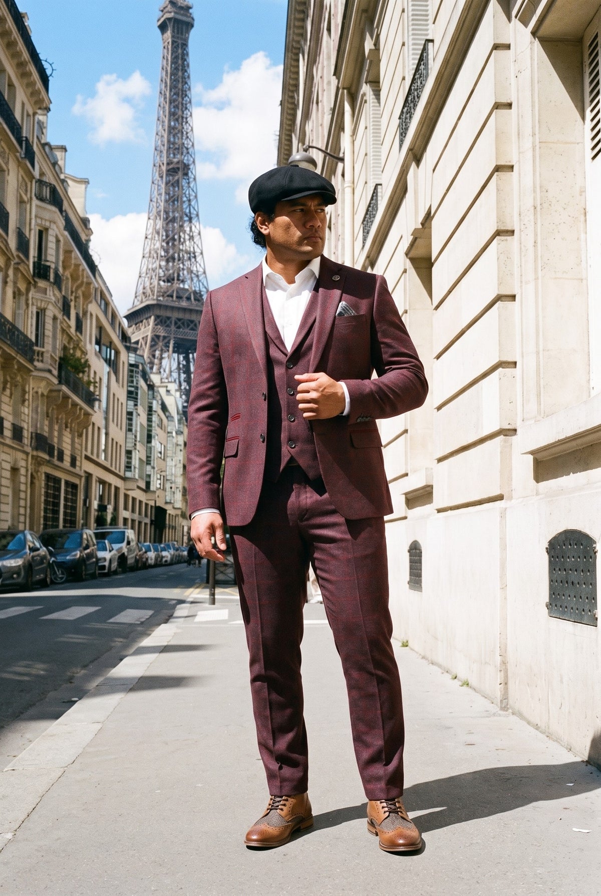 Look #990 styled with Abito da uomo 3 pezzi in tweed di lana, prugna e vino, a quadri, stile Gatsby anni '20