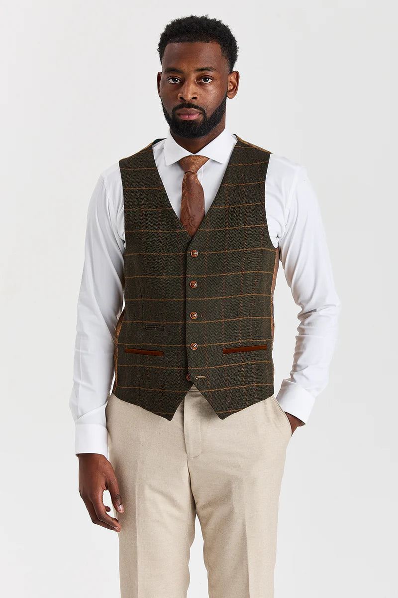 Abito beige Belmont con gilet in tweed verde Harris