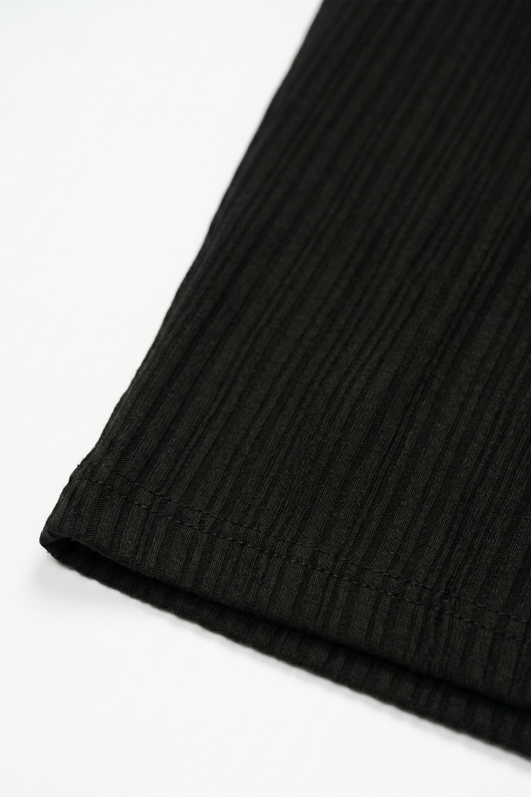 T-shirt classica nera a coste da uomo