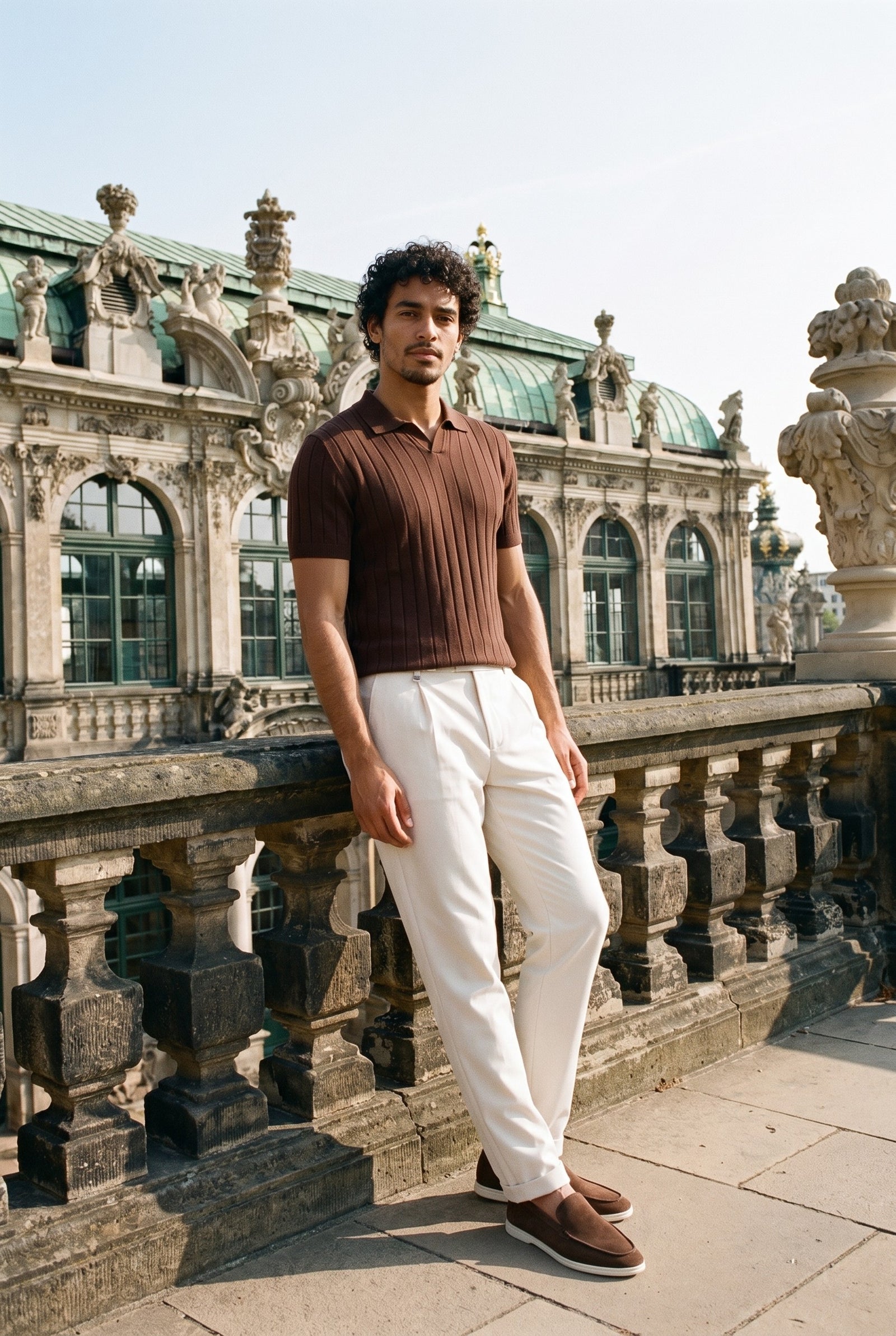Look #1027 styled with Polo da uomo a coste marroni