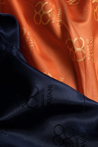 Abito da uomo in velluto nero con motivo paisley, 3 pezzi