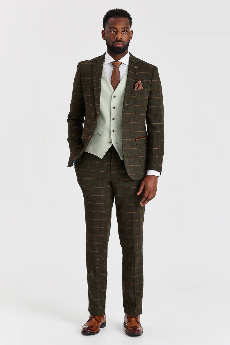 Abito in tweed a quadri verde Harris con gilet a contrasto color salvia Belmont.