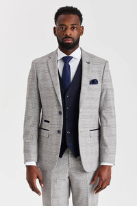 Abito grigio Hugo con gilet blu navy a contrasto Parker