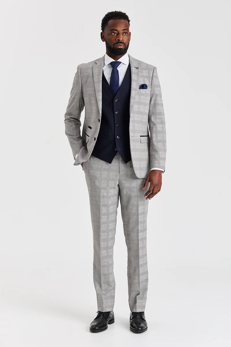 Abito grigio Hugo con gilet blu navy a contrasto Parker