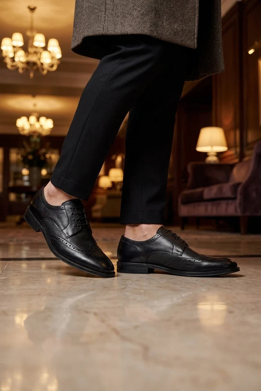 Lorenzo - Scarpe Oxford da uomo in pelle nera lucida