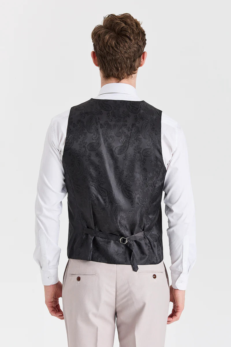 Abito Mayfair con texture effetto pietra e gilet nero a contrasto