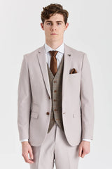 Completo Mayfair con texture effetto pietra e gilet in tweed Harris Brown.