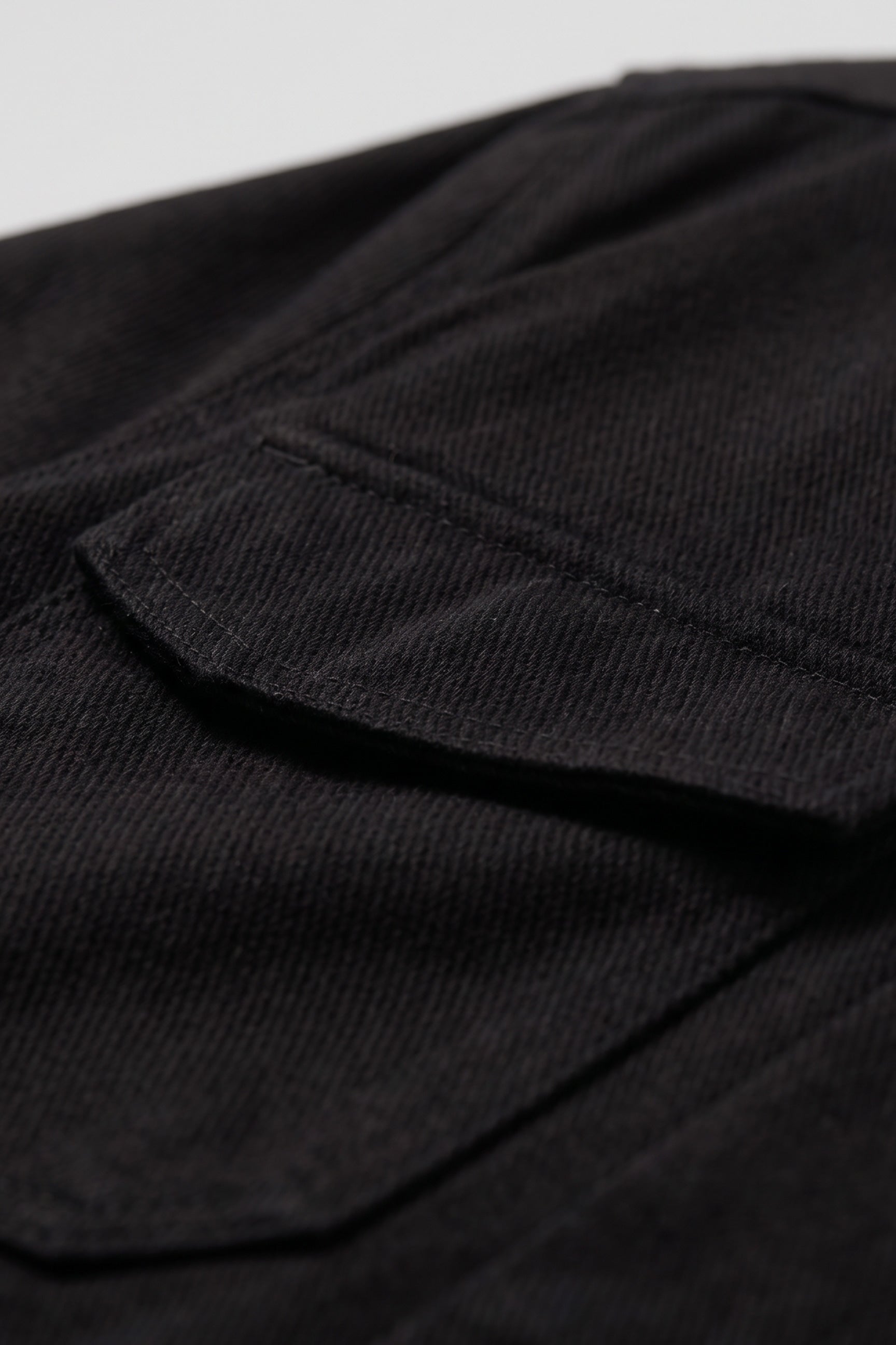 Giacca da uomo in twill di cotone nero - modello trucker