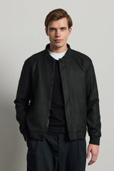 Giacca bomber nera minimalista ed elegante da uomo