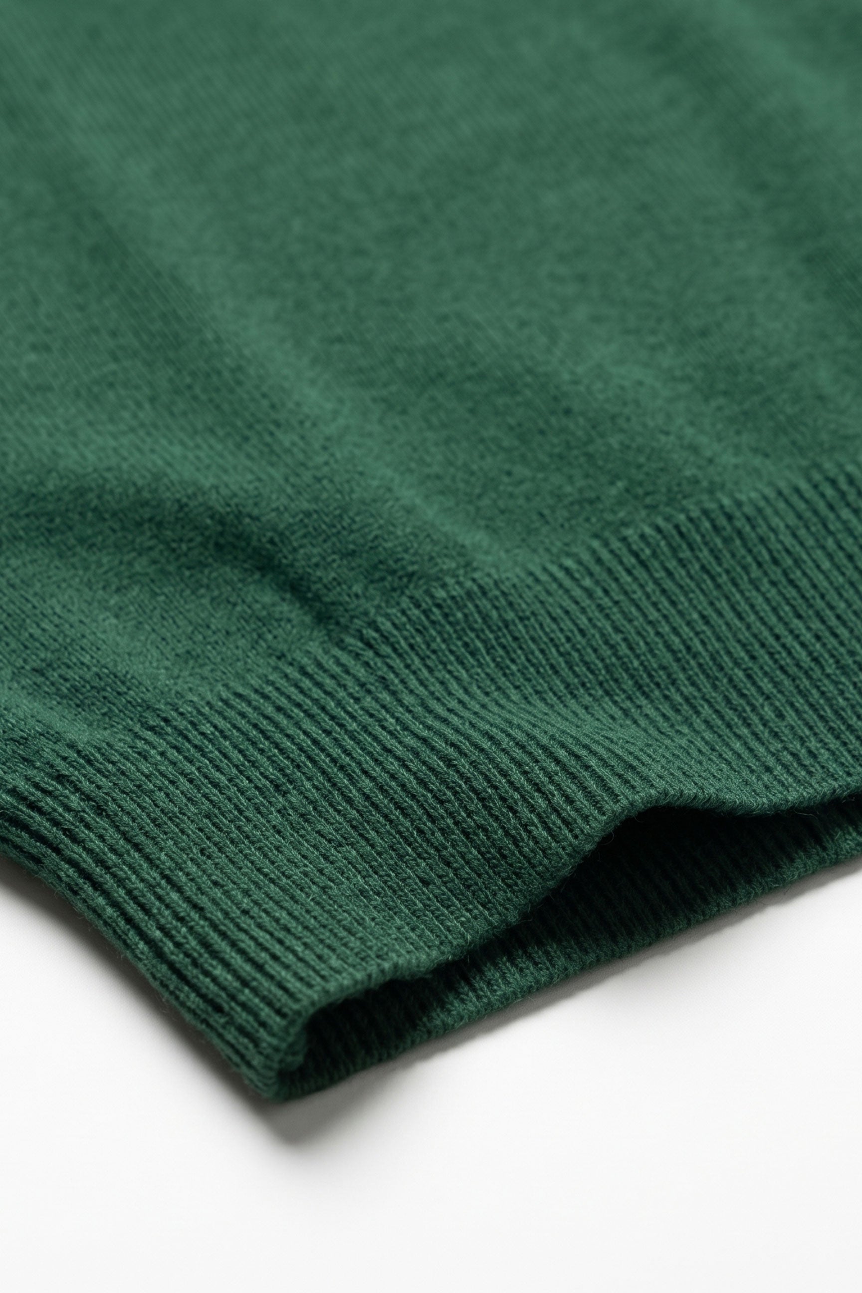 T-shirt classica da uomo verde in maglia, maniche corte, girocollo