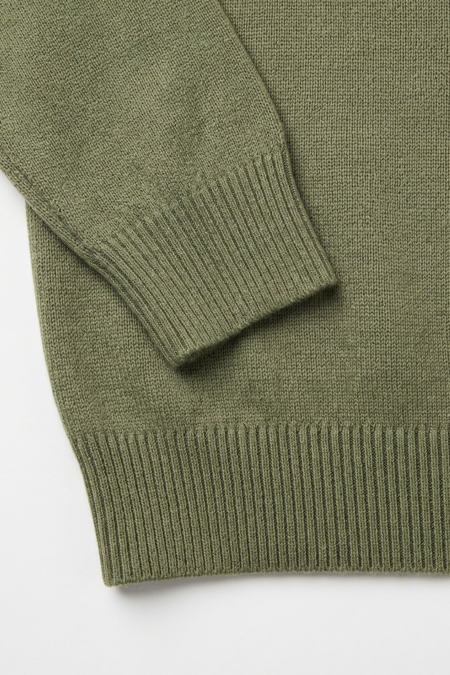 Maglione da uomo verde girocollo, vestibilità regolare, lavorato a maglia