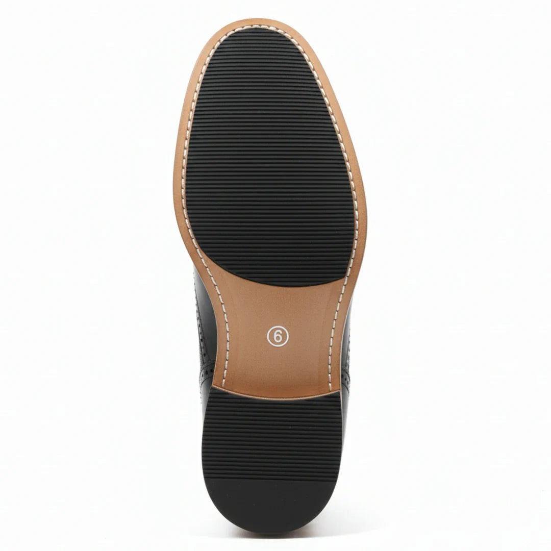 Stivaletti brogue con punta a coda di rondine da uomo