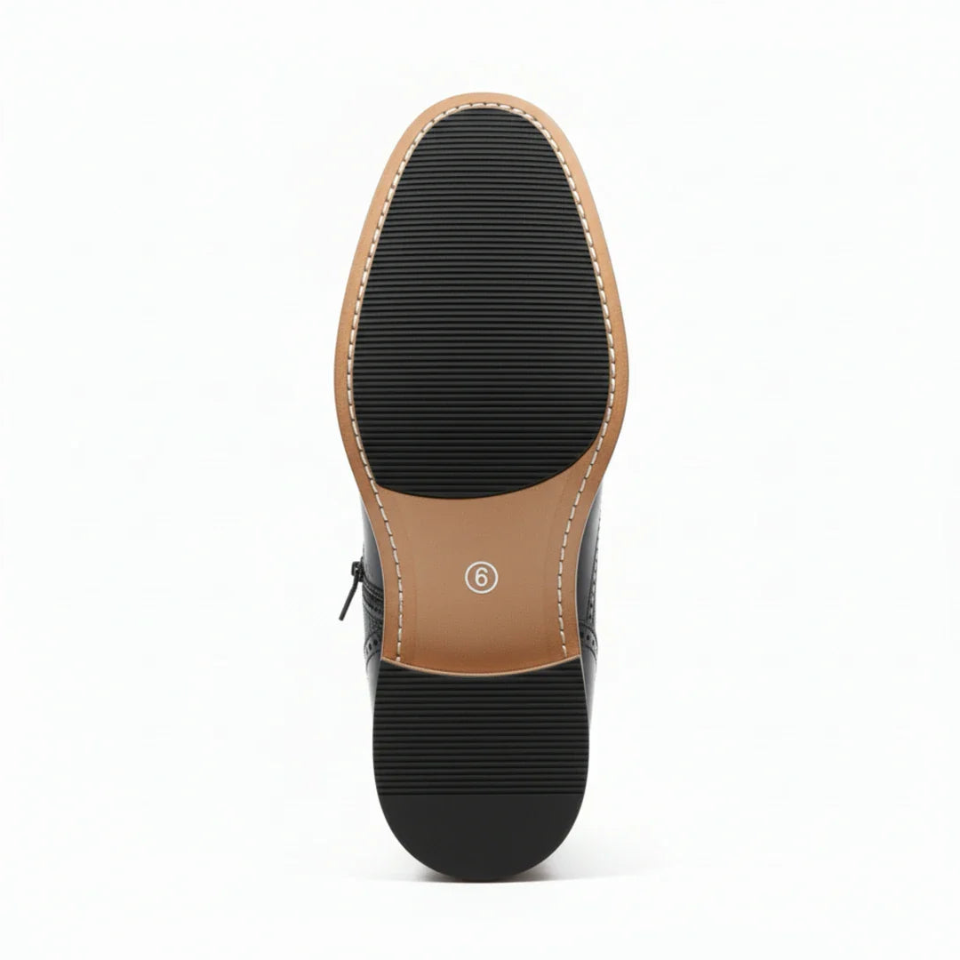 Stivaletti brogue con punta a coda di rondine da uomo