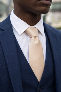 Cravatta da uomo slim tinta unita beige
