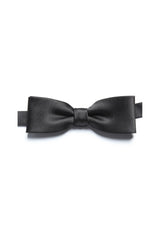 Papillon da uomo in raso nero, slim fit, ideale per occasioni formali.
