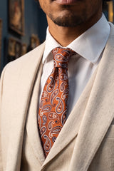 Cravatta da uomo color bronzo con motivo paisley
