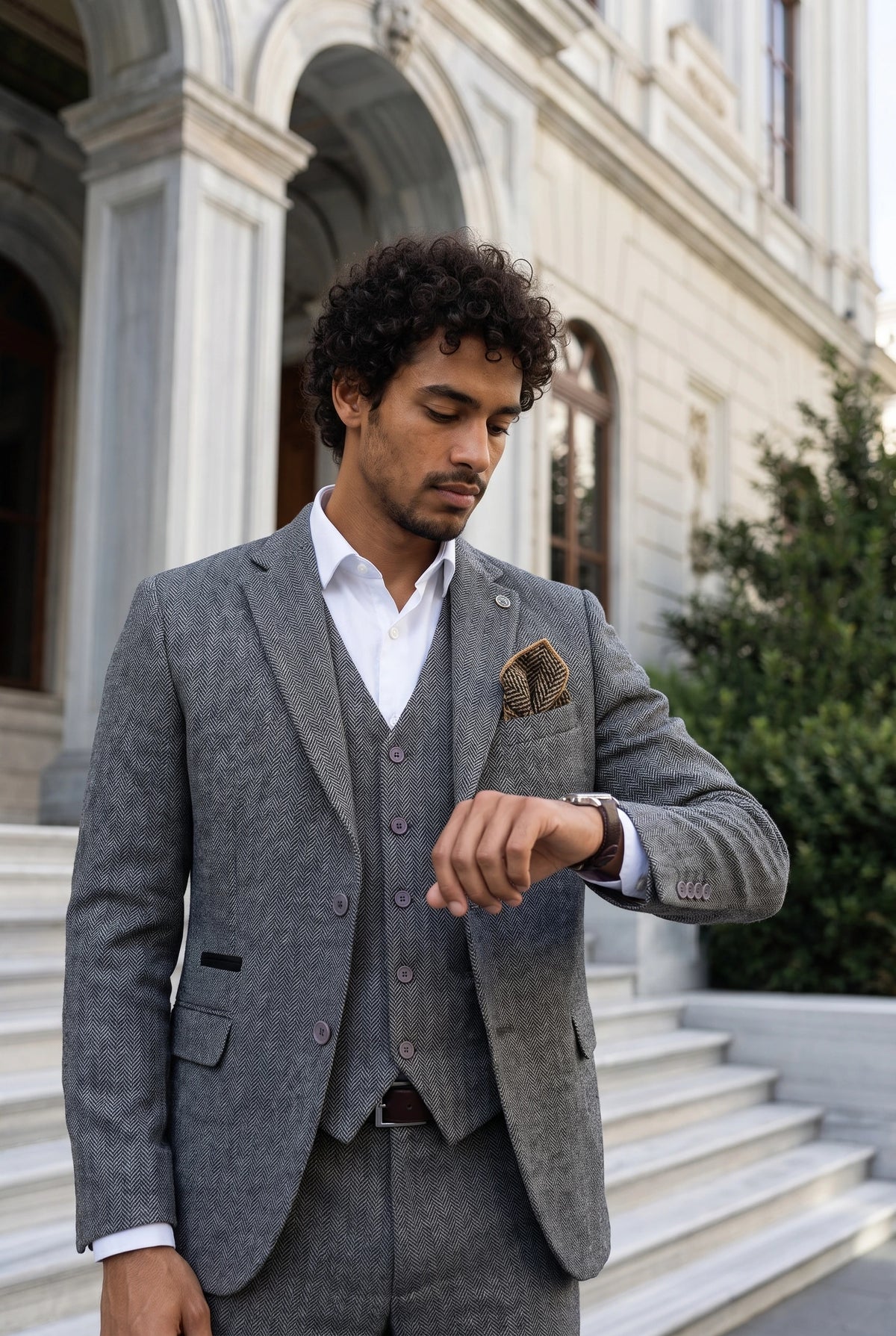 Fazzoletto da taschino da uomo in misto lana tweed color oro