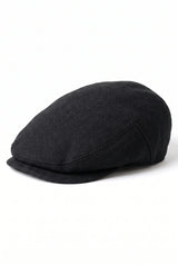 Berretto piatto classico da uomo nero