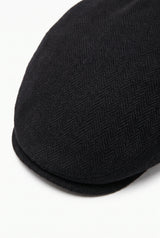 Berretto piatto classico da uomo nero