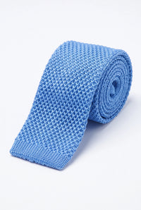 Cravatta da uomo in maglia azzurra