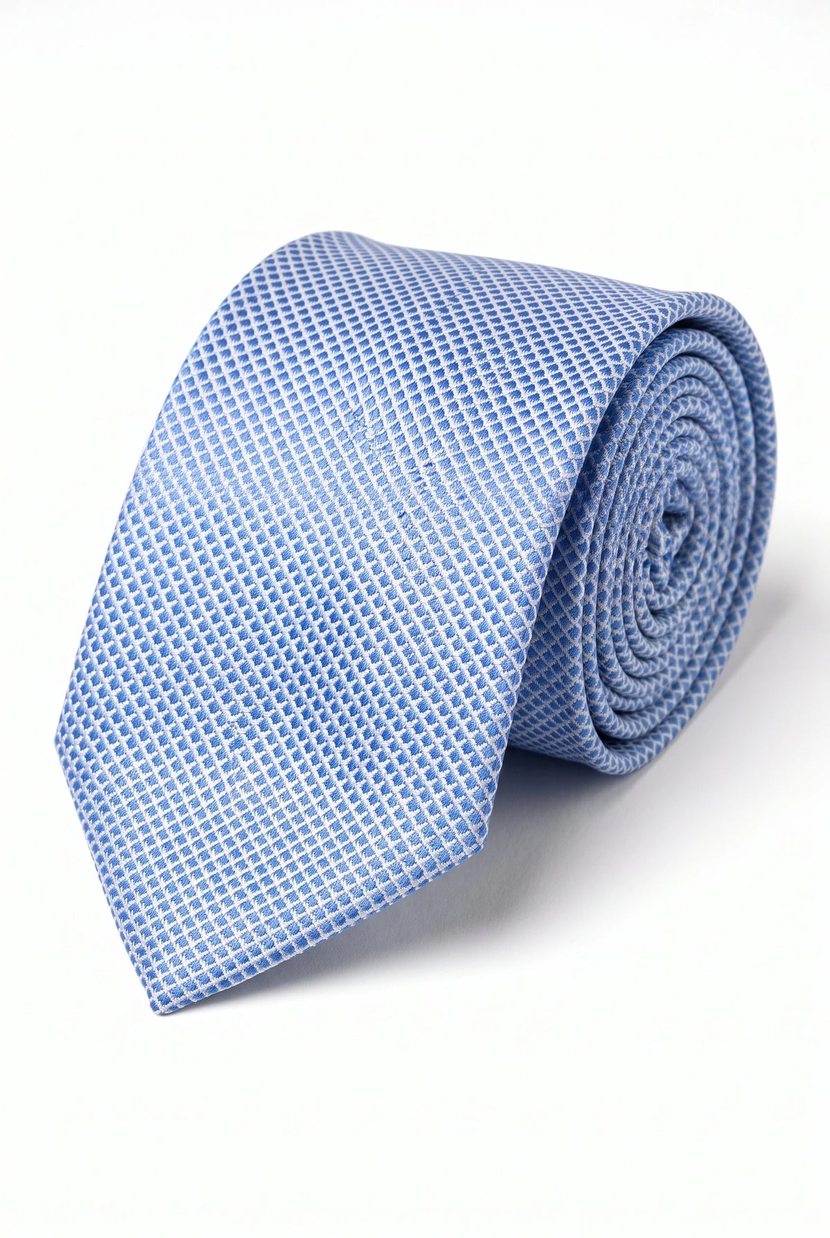 Cravatta da uomo in tessuto a trama leggera, colore azzurro chiaro.