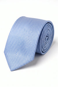 Cravatta da uomo in tessuto a trama leggera, colore azzurro chiaro.