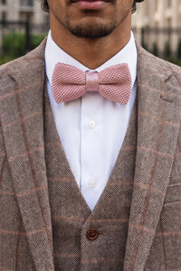 Papillon da uomo rosa lavorato a maglia