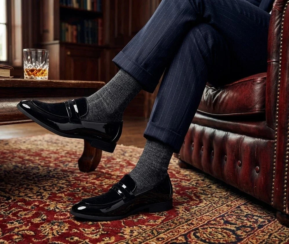 Mocassini da uomo slip-on in ecopelle con dettagli in velluto e vernice