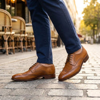 Scarpe stringate brogue classiche da uomo in pelle marrone chiaro