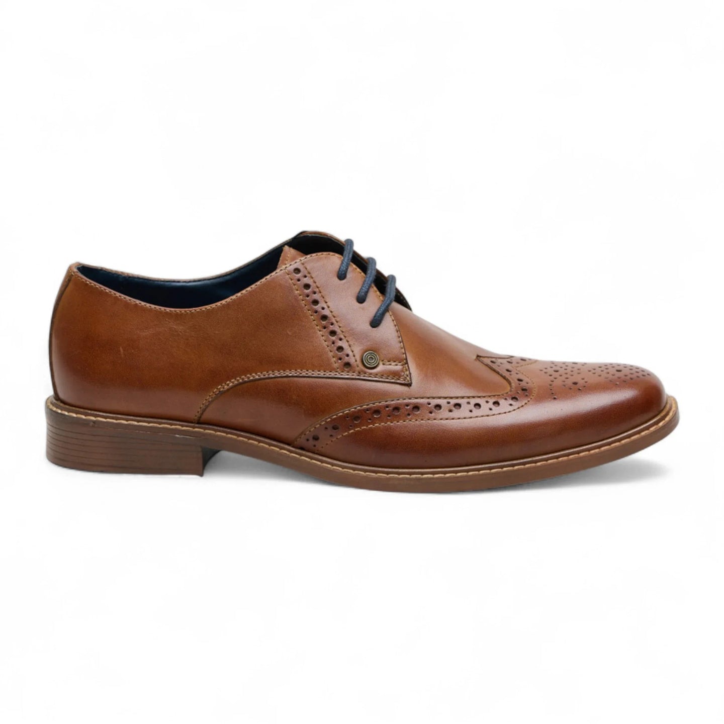 Scarpe eleganti Oxford Brogue da uomo in pelle marrone chiaro con punta a coda di rondine.