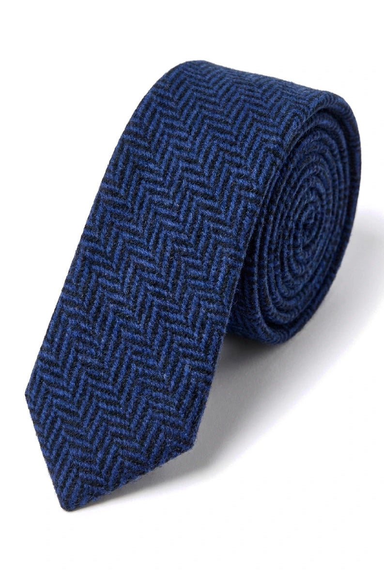 Set cravatta e fazzoletto da uomo in tweed blu classico British Heritage in lana a spina di pesce