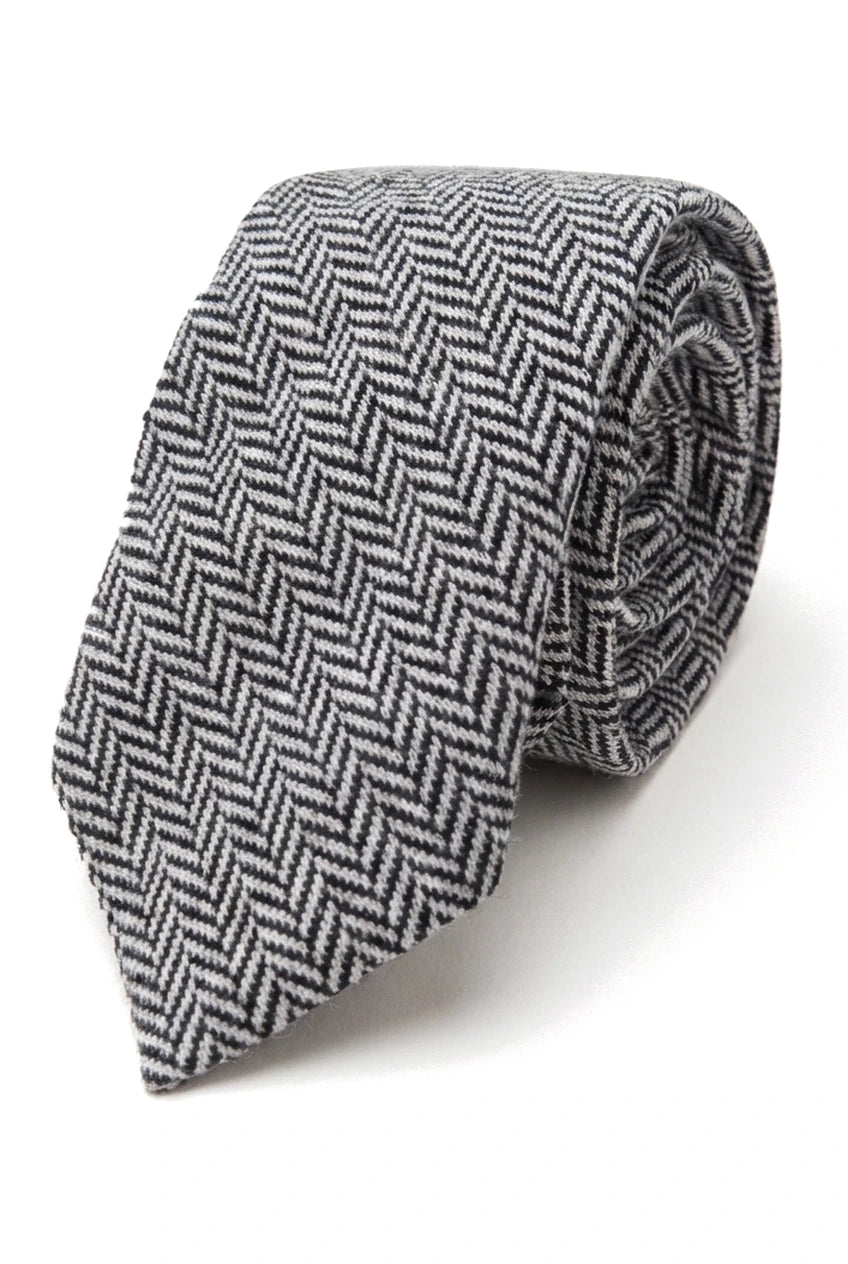 Set di cravatta e fazzoletto da uomo in tweed grigio classico British Heritage in lana a spina di pesce
