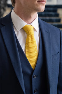 Cravatta da uomo gialla in maglia