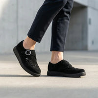 Scarpe platform a punta in camoscio nero con fibbia a monachella