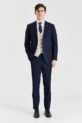 Abito a quadri blu navy Regent con gilet color crema Regent a contrasto