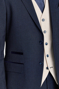 Abito a quadri blu navy Regent con gilet color crema Regent a contrasto