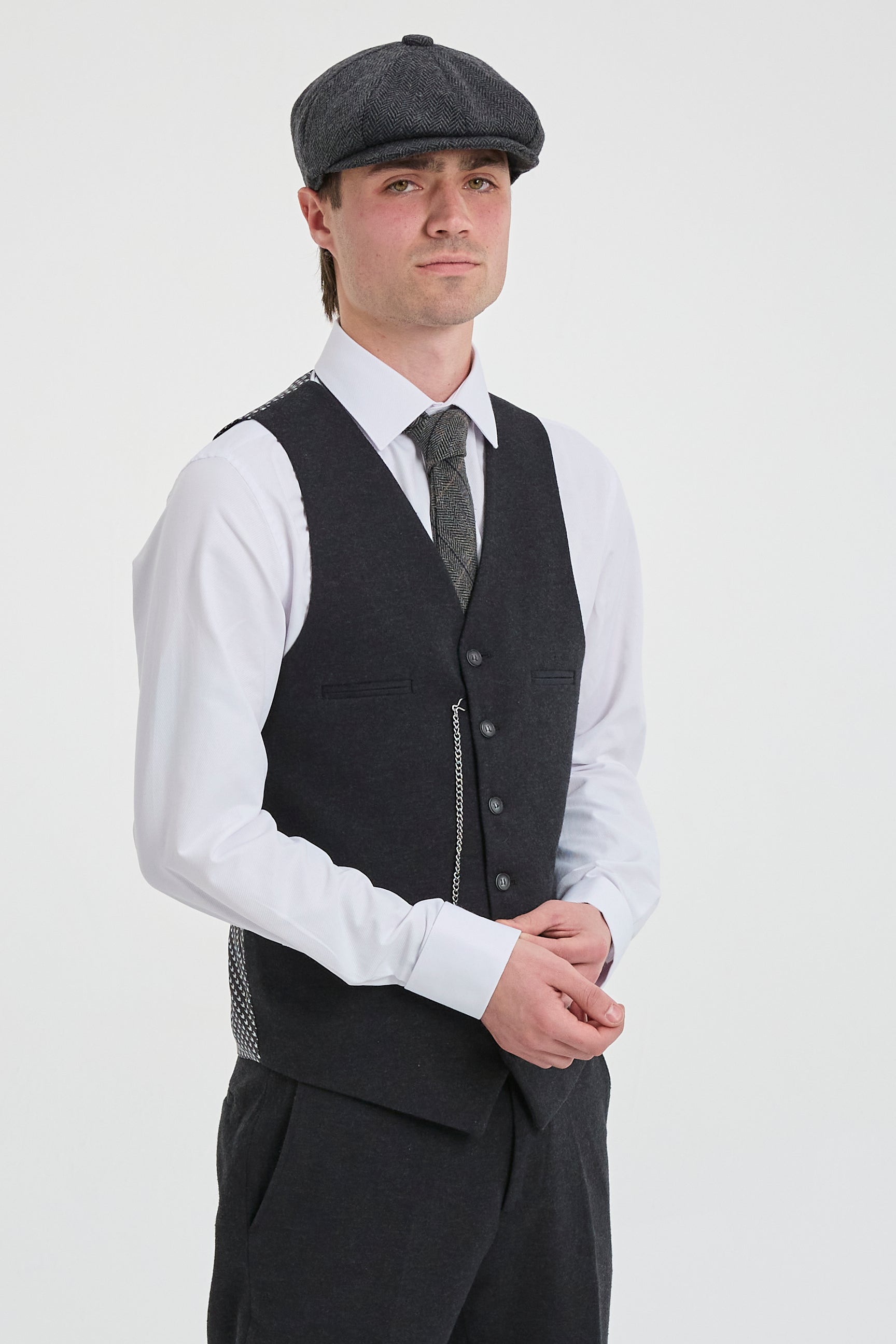 Abito da uomo nero vintage anni '20