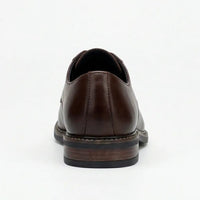 Scarpe stringate Derby da uomo in pelle marrone con punta liscia, modello Tanner.